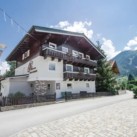 Bhome Gästehaus b&b / Apartments-3